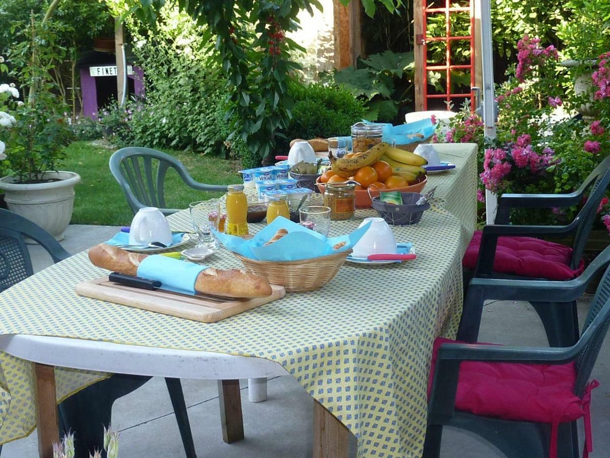 Le Patio D'Eric B&B Aubigny-au-Bac Exteriér fotografie